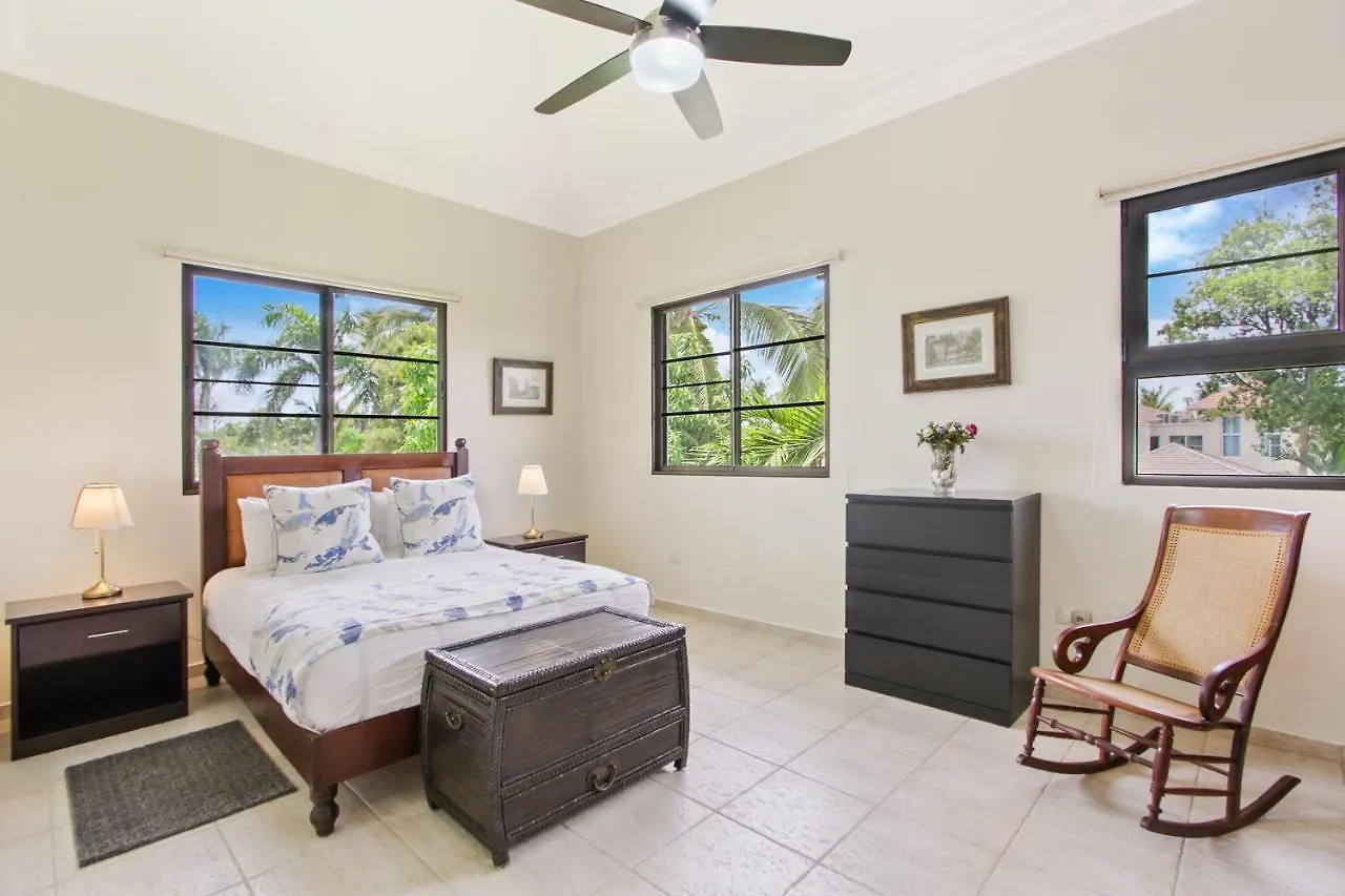 Spacious 4 Bedroom Villa With Pool, Touring Cart & Maid Punta Cana