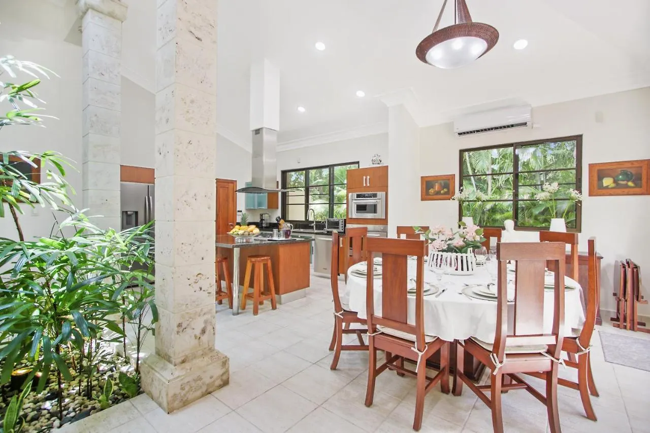 Spacious 4 Bedroom Villa With Pool, Touring Cart & Maid Punta Cana